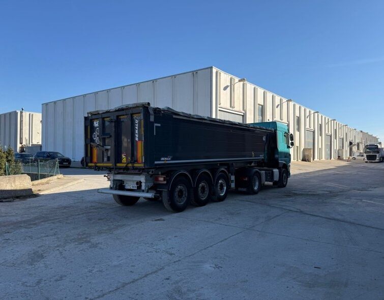 DAF TRACTOR + SEMI REMORQUE BENALU